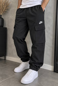 Nike Herren Cargo Hose Schwarz – Gr. XS – Neu mit Etikett