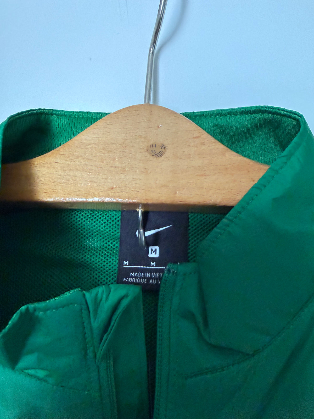 Nike Men's Windbreaker Jacket Green - Size M - New with tags